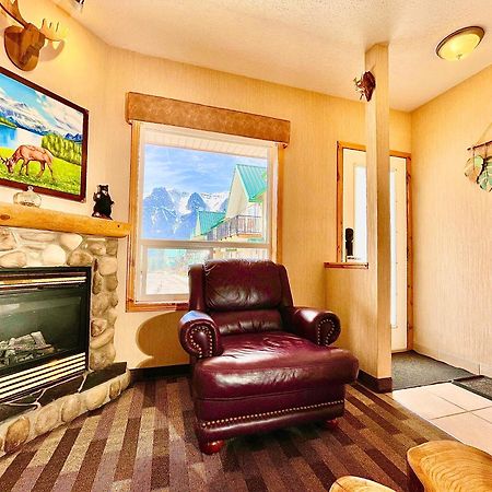 Mountainview -Privatechalet Sleep7- 5Min To Dt Vacation Home Canmore Exteriör bild