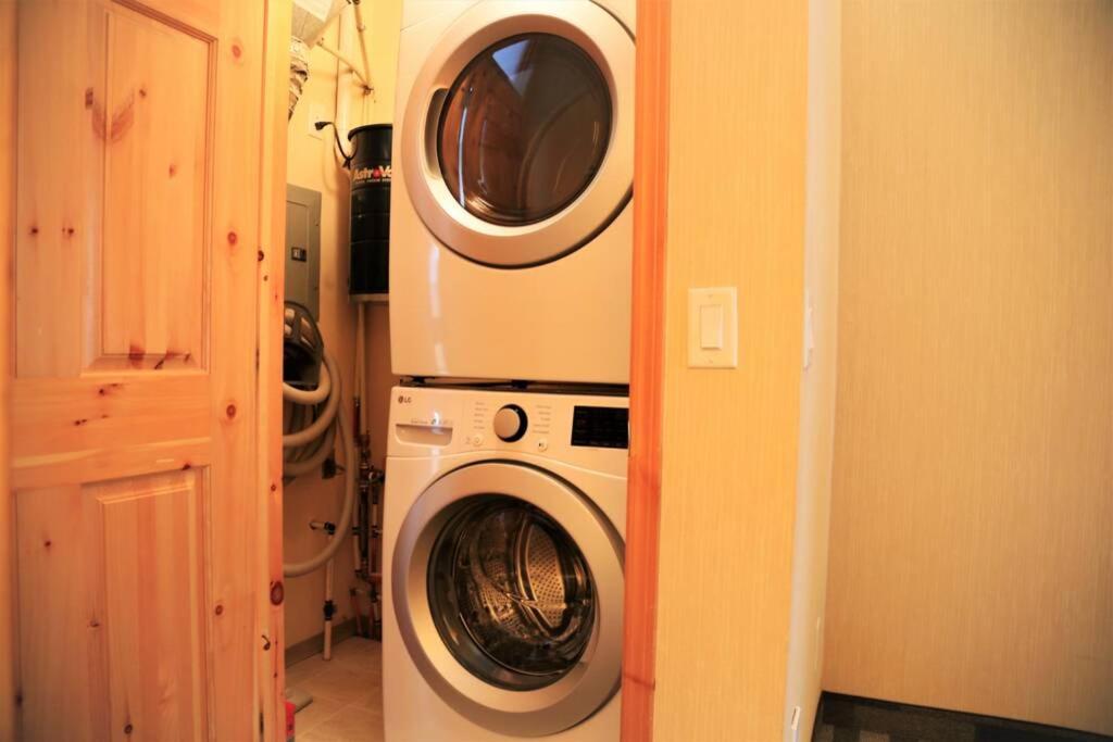 Mountainview -Privatechalet Sleep7- 5Min To Dt Vacation Home Canmore Exteriör bild