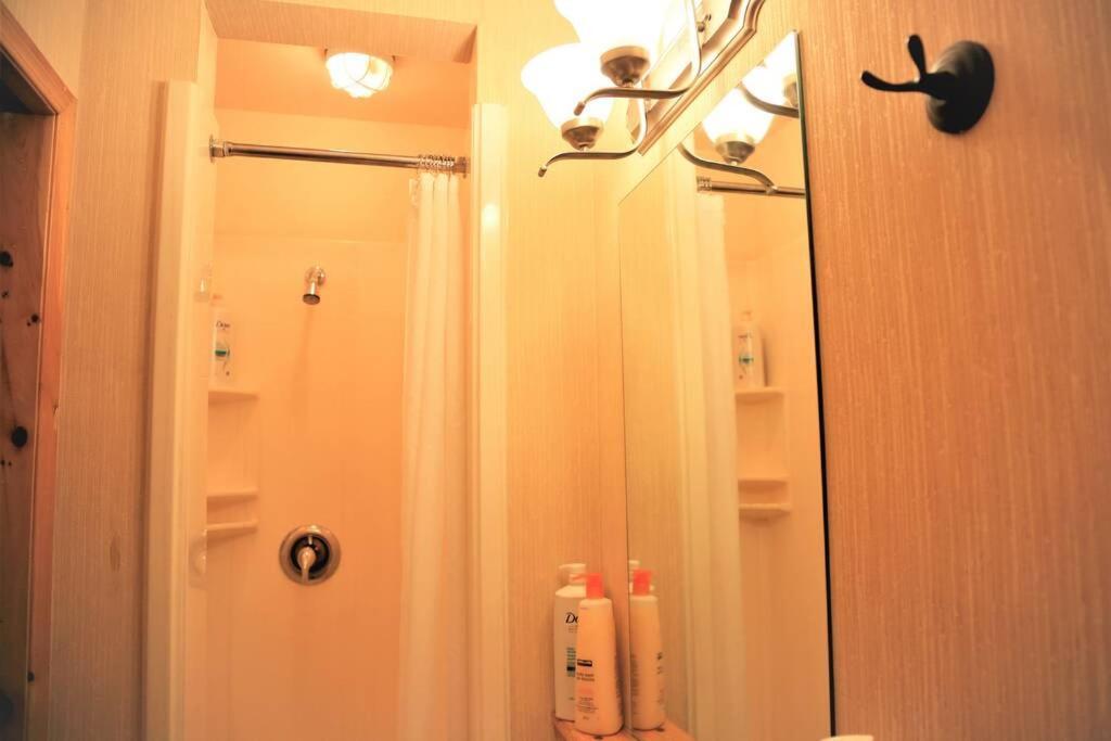 Mountainview -Privatechalet Sleep7- 5Min To Dt Vacation Home Canmore Exteriör bild