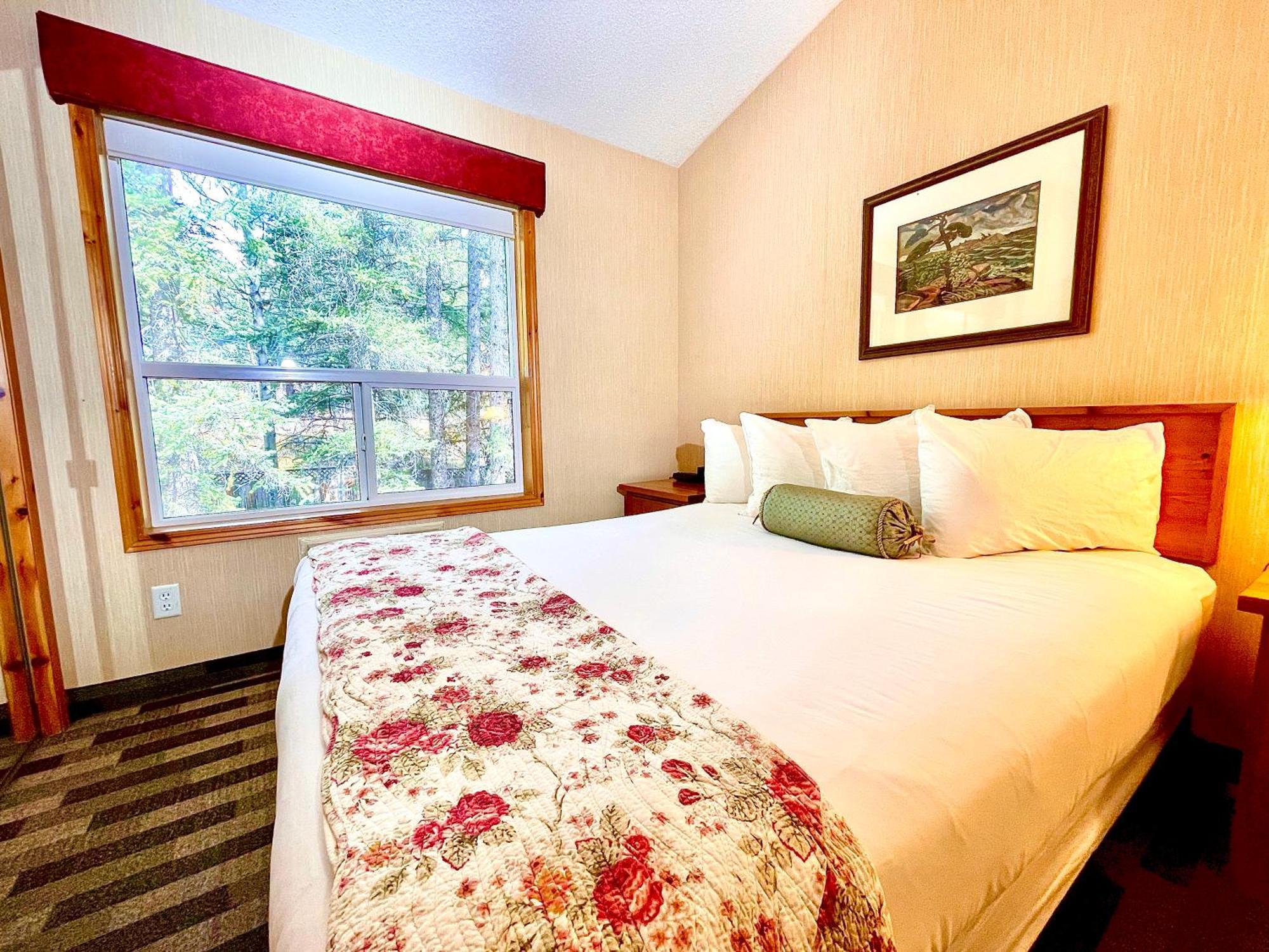 Mountainview -Privatechalet Sleep7- 5Min To Dt Vacation Home Canmore Exteriör bild